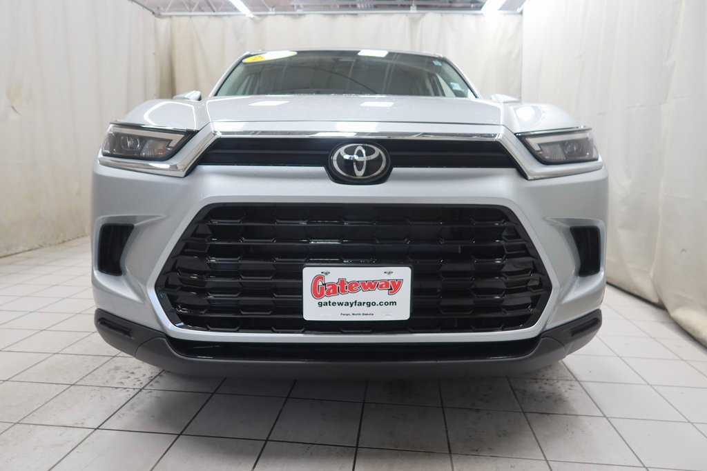 2024 Toyota Grand Highlander XLE photo 4