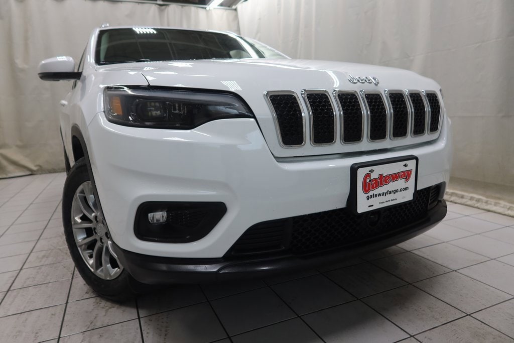 Used 2021 Jeep Cherokee Latitude Lux with VIN 1C4PJMMX1MD121421 for sale in Fargo, ND