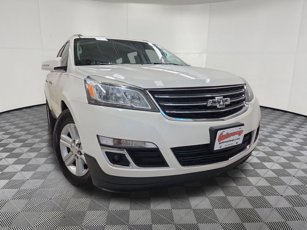 Used 2013 Chevrolet Traverse 1LT with VIN 1GNKVGKD6DJ217417 for sale in Fargo, ND