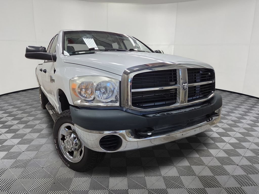 2009 Dodge Ram 2500 Pickup SXT - Photo 2