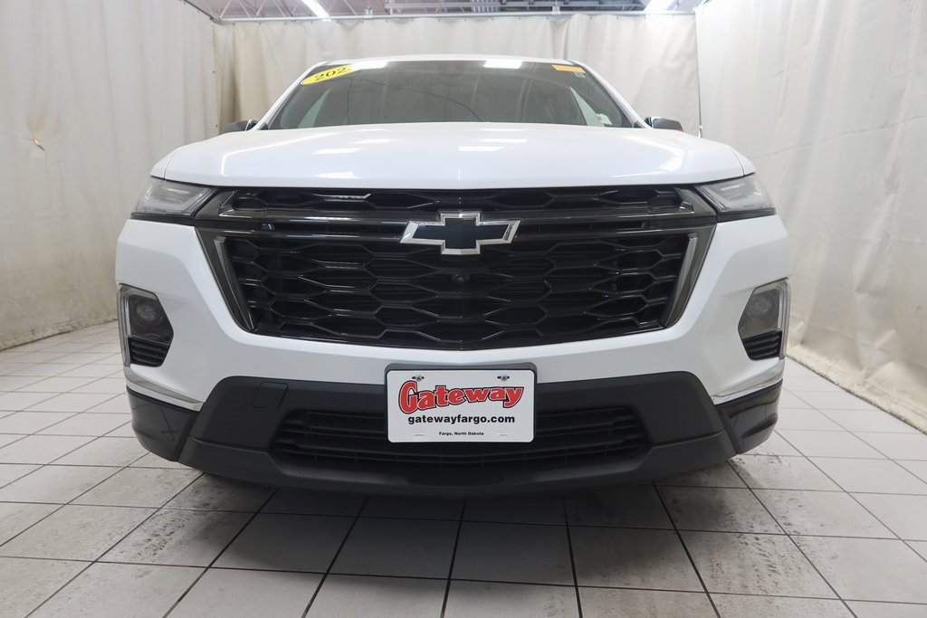 2023 Chevrolet Traverse Premier photo 2