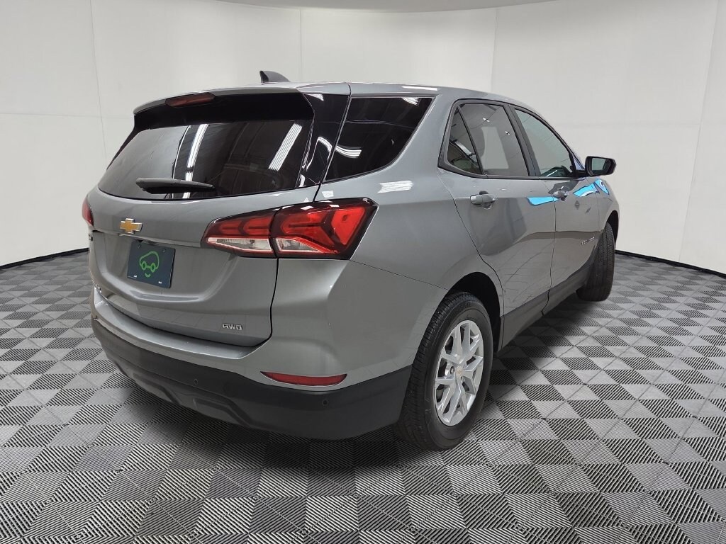Used 2024 Chevrolet Equinox LS SUV