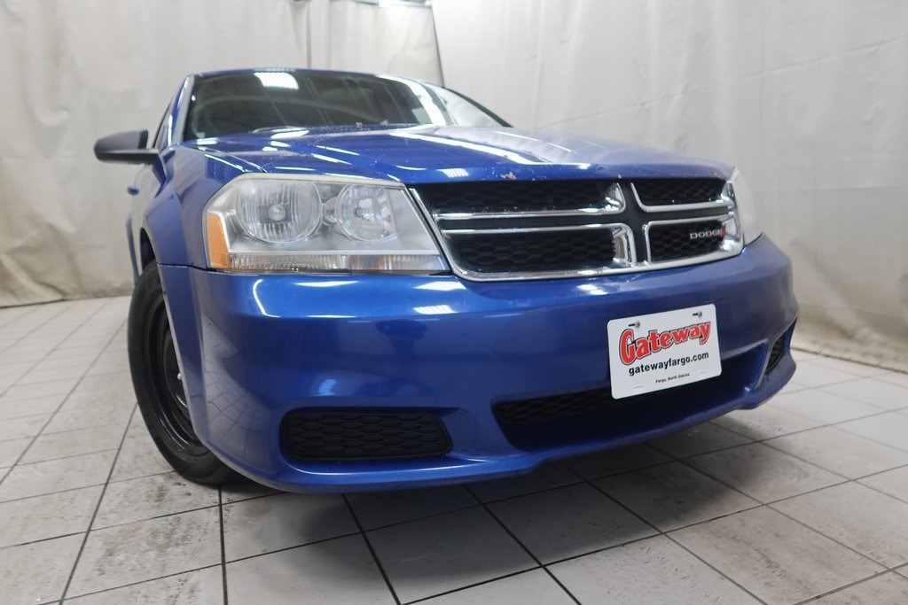 Used 2014 Dodge Avenger SE