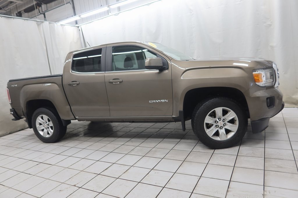 Used 2017 GMC Canyon 4WD SLE Truck