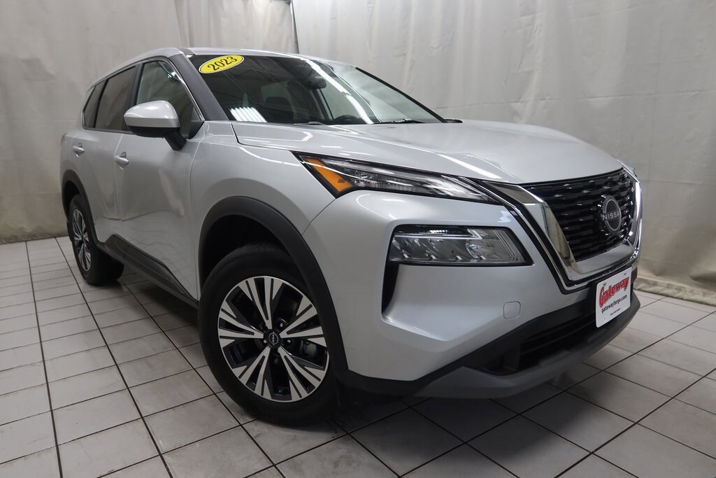 Used 2023 Nissan Rogue SV