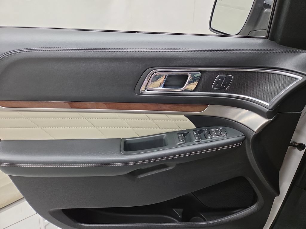 2018 Ford Explorer Platinum - Photo 20