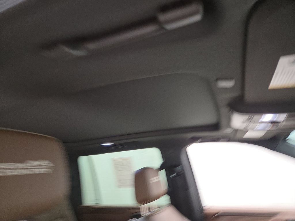 2023 Chevrolet Suburban High Country - Photo 12