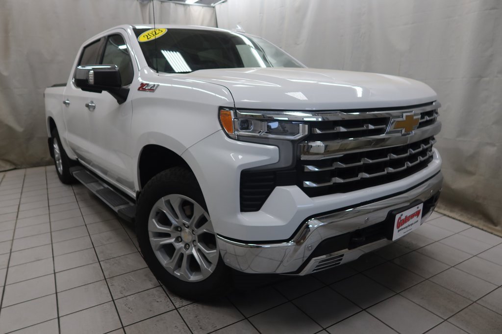 2023 Chevrolet Silverado 1500 LTZ photo 3