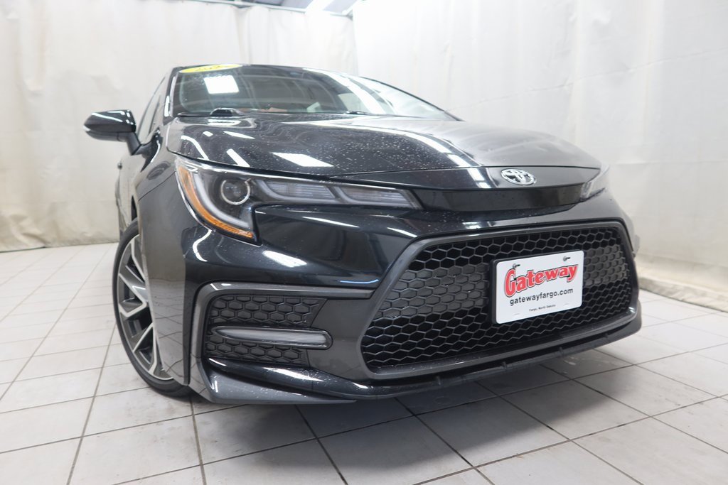 2022 Toyota Corolla SE photo 2