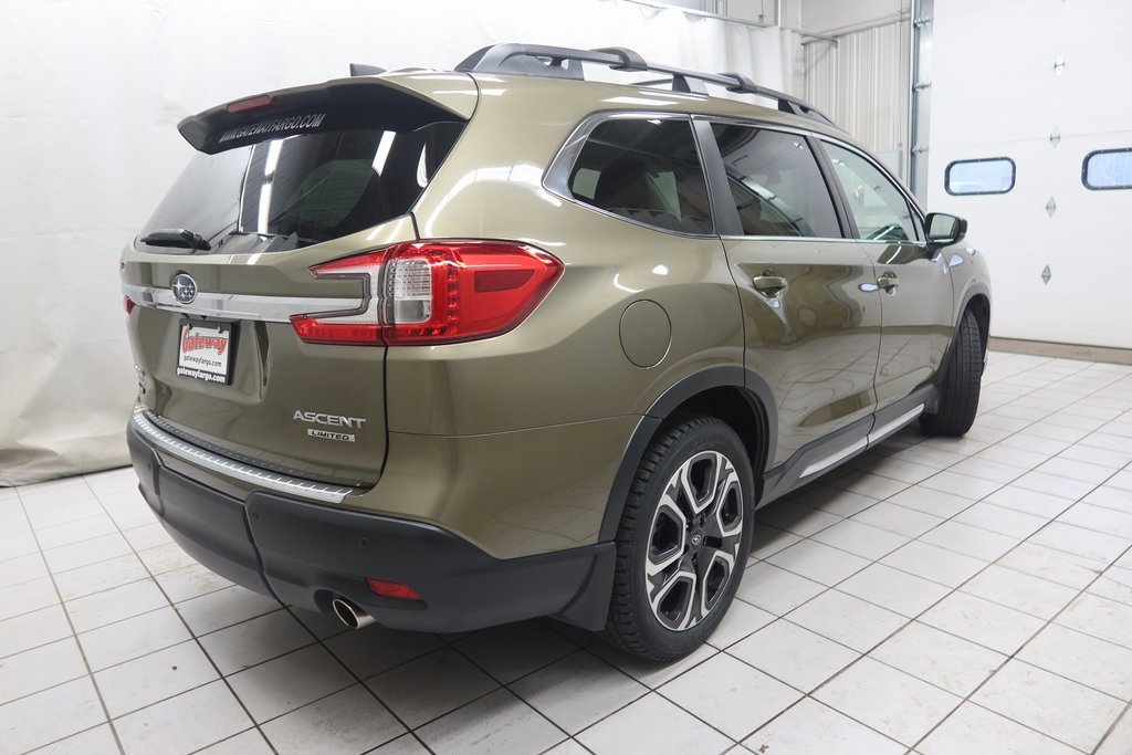 2024 Subaru Ascent Limited photo 4