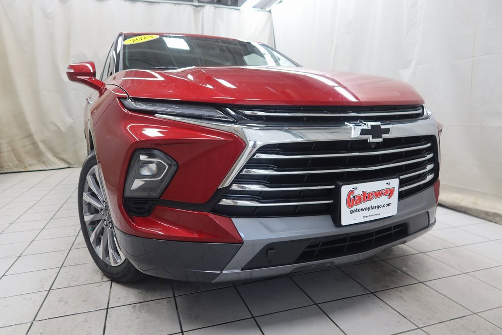 2023 Chevrolet Blazer Premier photo 2