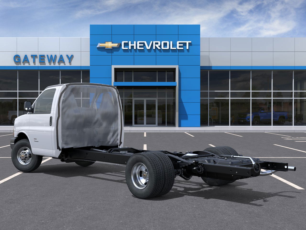 2025 Chevrolet Express 3500 Cutaway Van photo 2
