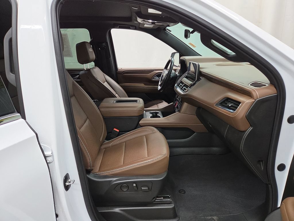 2023 Chevrolet Suburban High Country - Photo 11