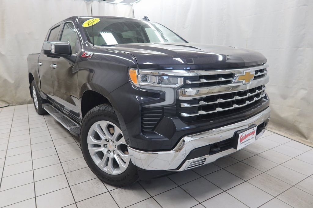 2023 Chevrolet Silverado 1500 LTZ photo 2