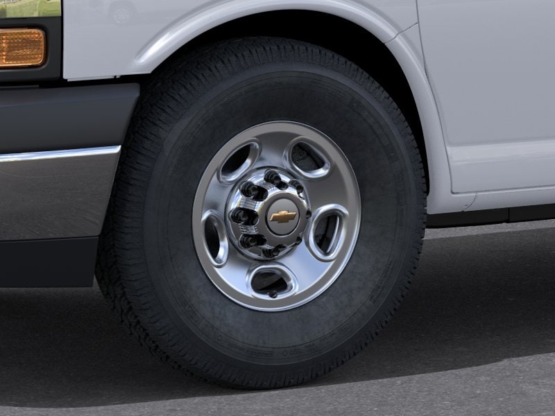 2025 Chevrolet Express Cargo Work Van - Photo 9