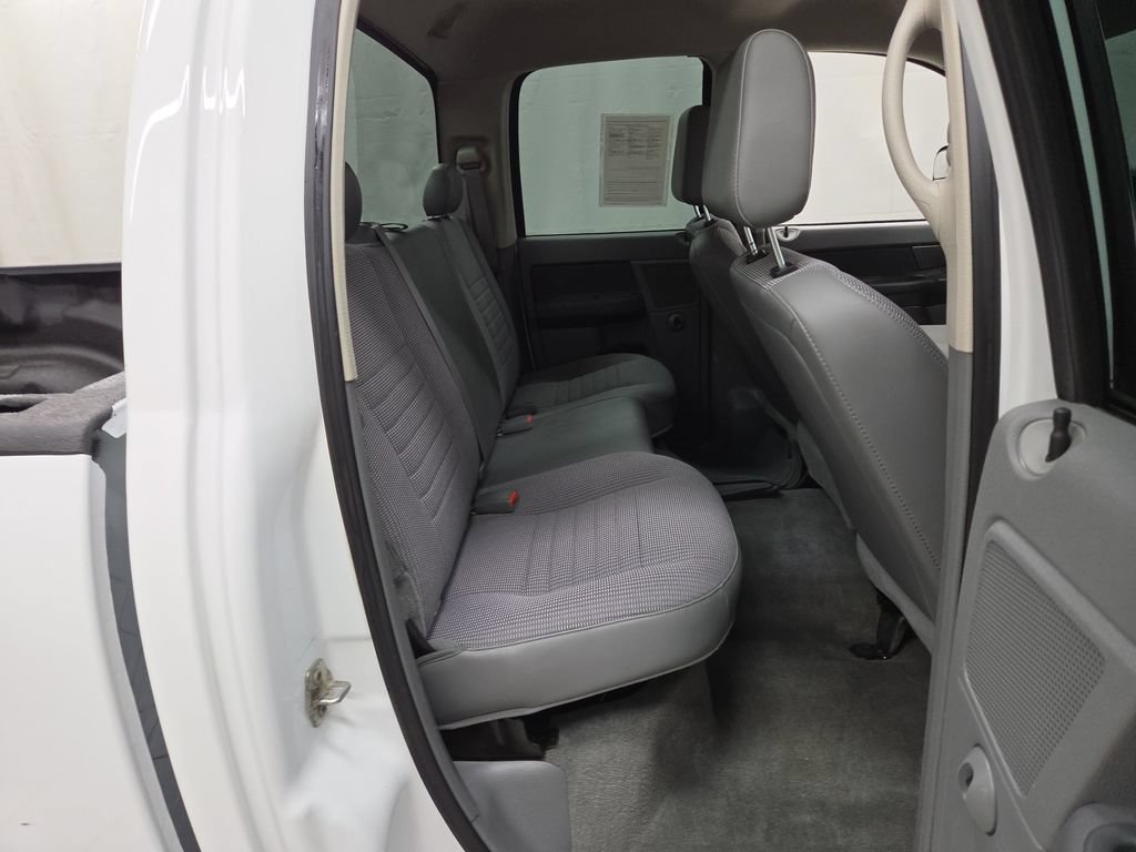 2009 Dodge Ram 2500 Pickup SXT - Photo 11