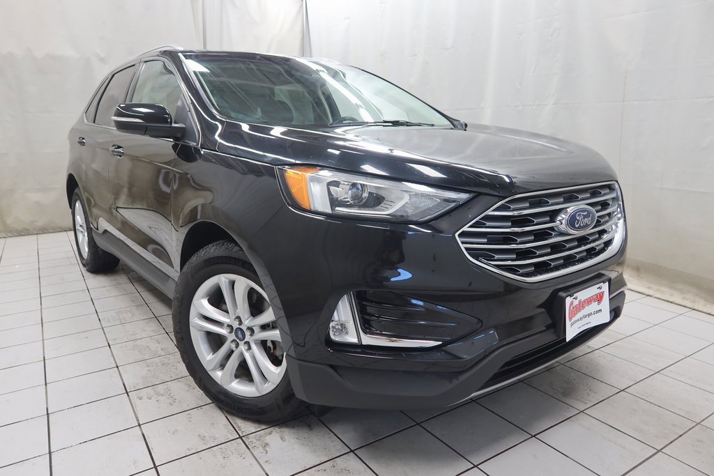 2019 Ford Edge SEL photo 3
