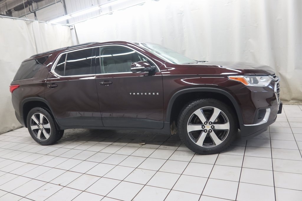 Used 2020 Chevrolet Traverse LT Leather SUV