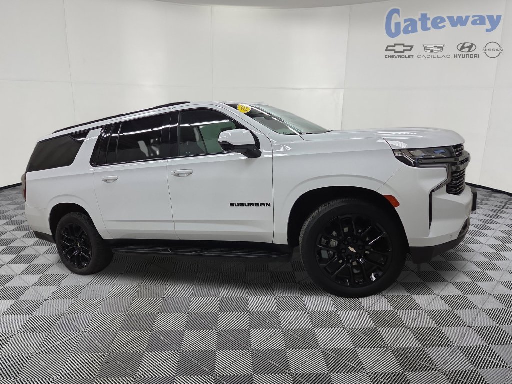 2022 Chevrolet Suburban RST