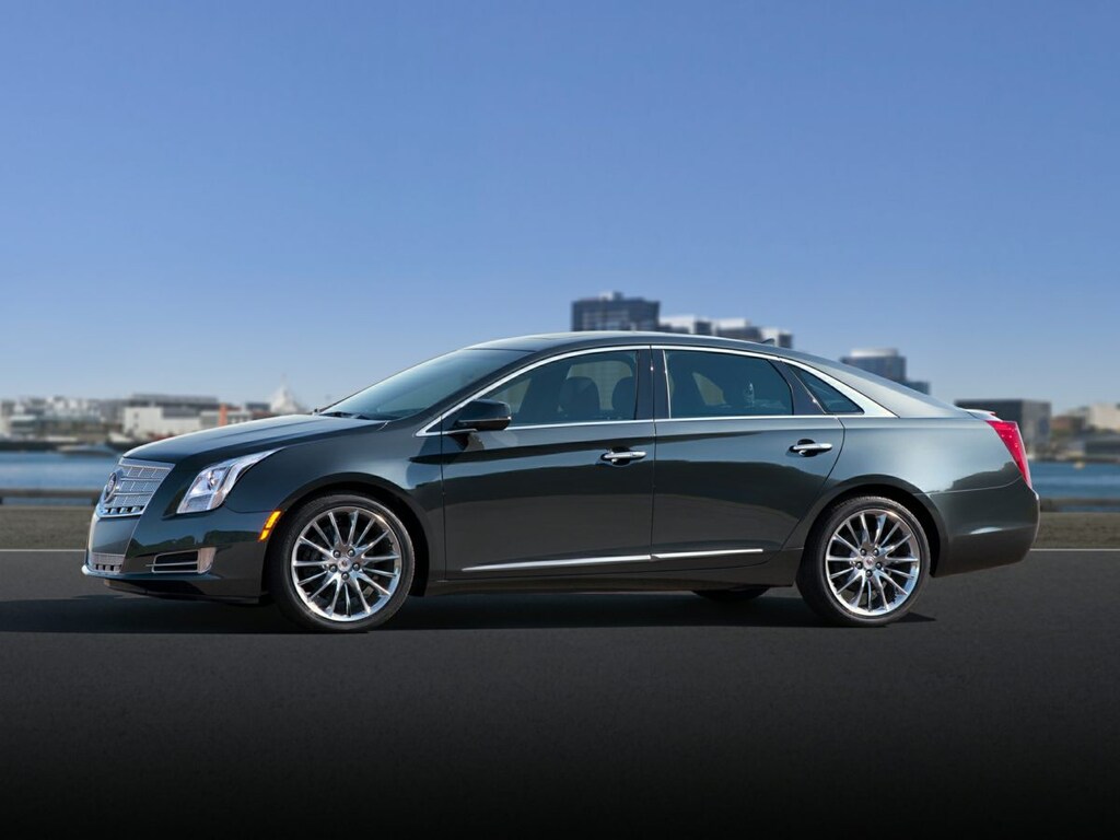 Used 2014 CADILLAC XTS Luxury Sedan