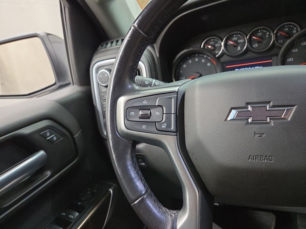2019 Chevrolet Silverado 1500 RST - Photo 18