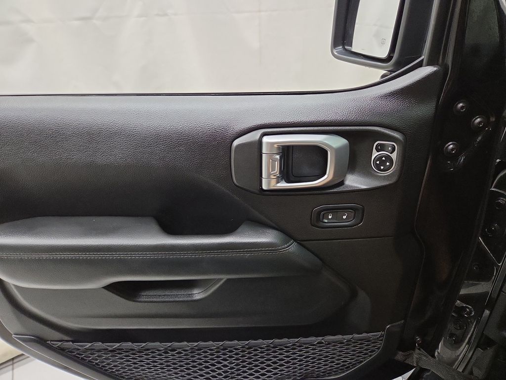 2019 Jeep Wrangler Unlimited Sahara Altitude - Photo 20