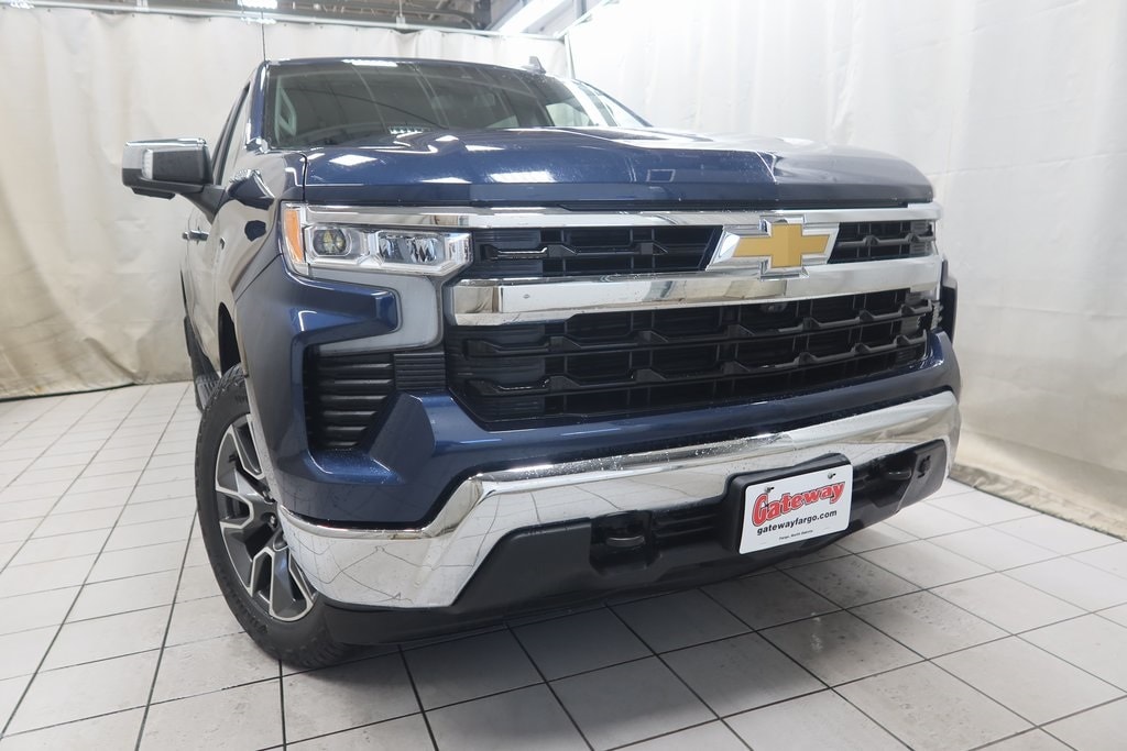 Used 2022 Chevrolet Silverado 1500 LT w/1LT Truck Crew Cab