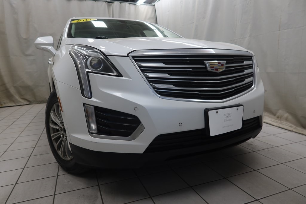 Used 2017 CADILLAC XT5 Luxury SUV