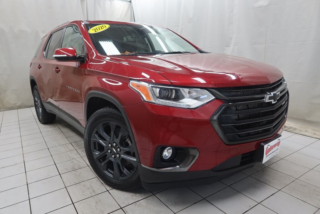 2020 Chevrolet Traverse RS photo 2