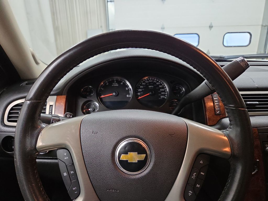 2010 Chevrolet Avalanche LTZ - Photo 20