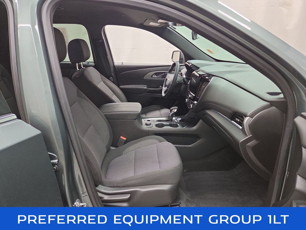 2023 Chevrolet Traverse 1LT - Photo 12