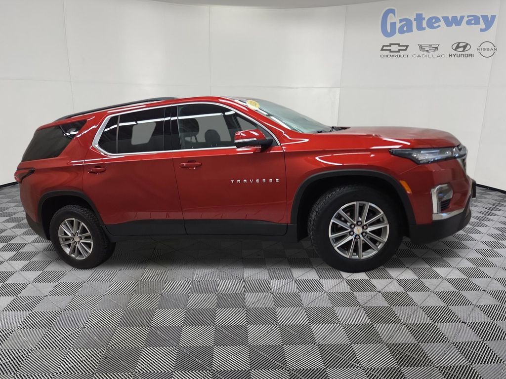 2023 Chevrolet Traverse AWD 1LT's photo