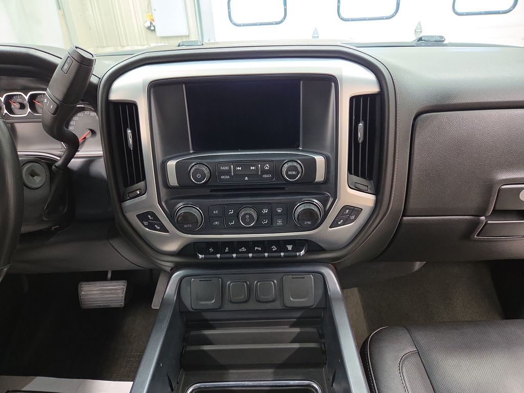 2015 GMC Sierra 2500HD SLT - Photo 13