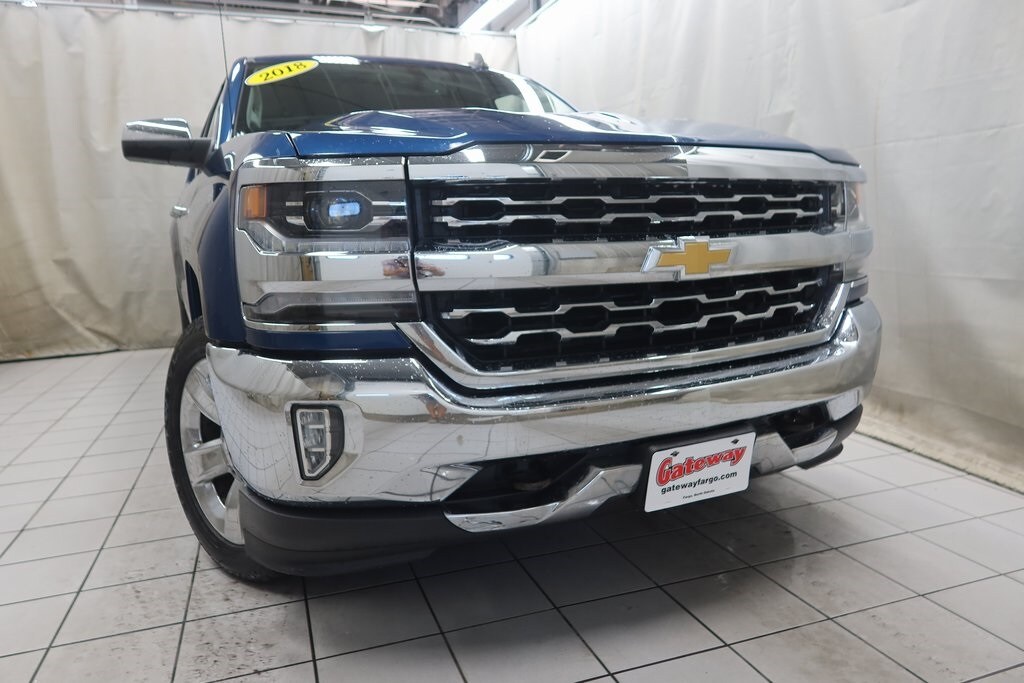 2018 Chevrolet Silverado 1500 LTZ photo 2