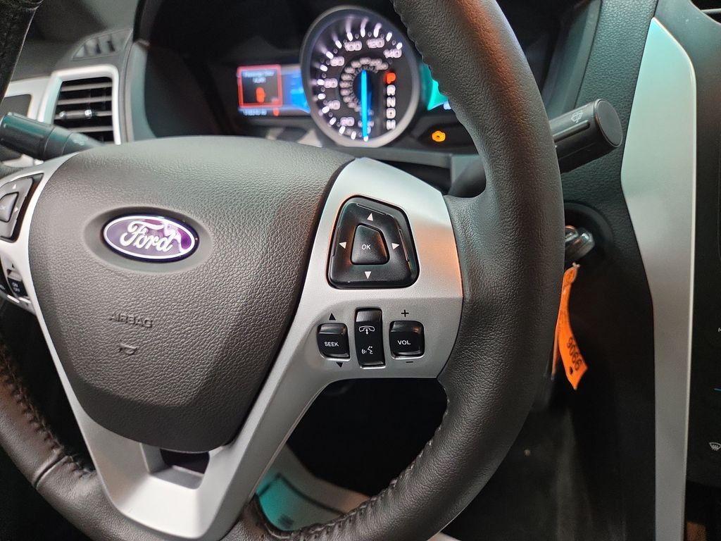 2015 Ford Explorer XLT - Photo 18