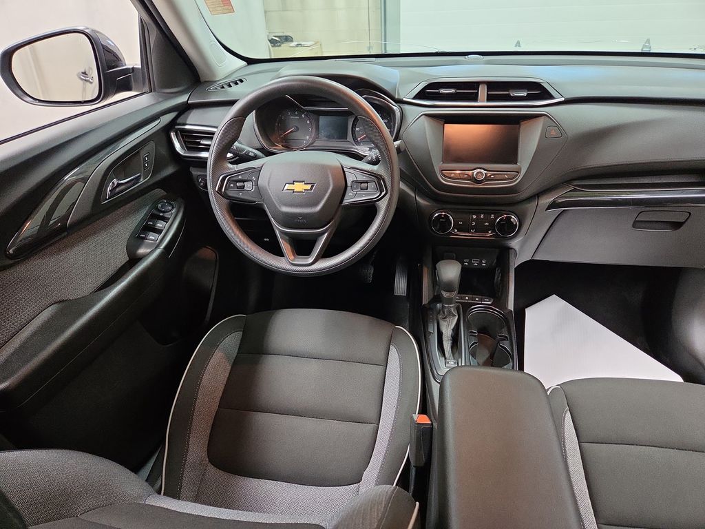 2023 Chevrolet TrailBlazer LT - Photo 12