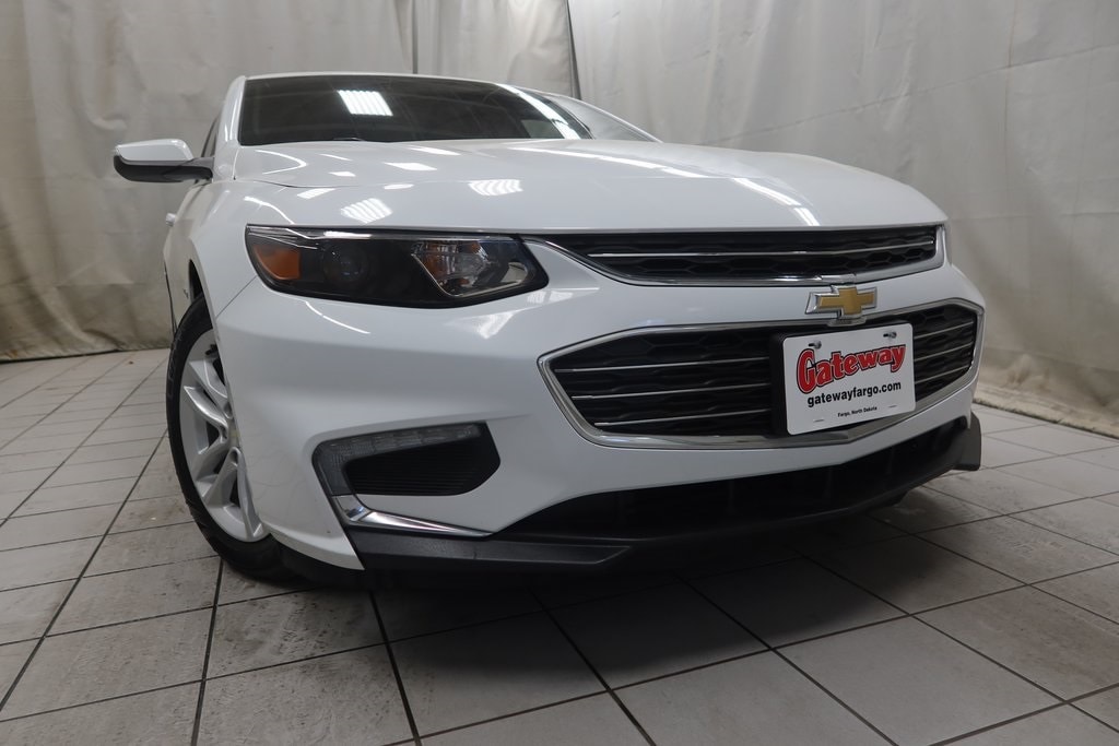 Used 2017 Chevrolet Malibu LT w/1LT Sedan
