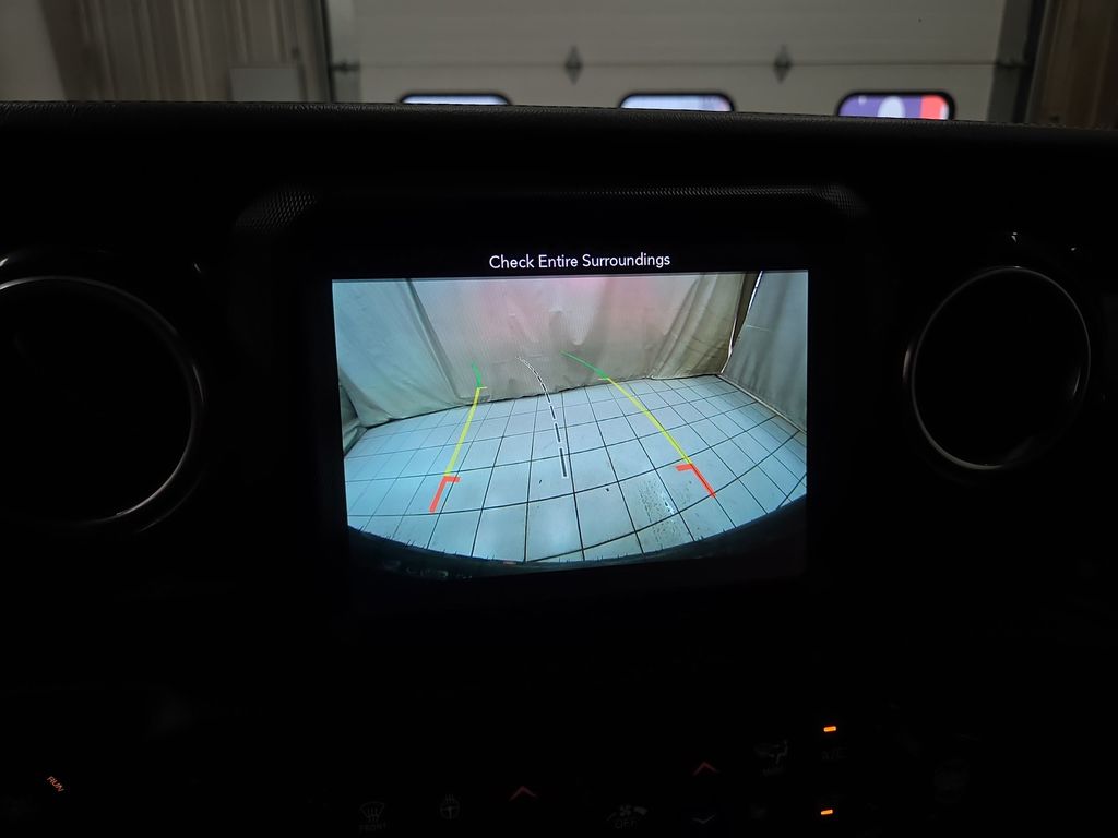 2019 Jeep Wrangler Unlimited Sahara Altitude - Photo 23