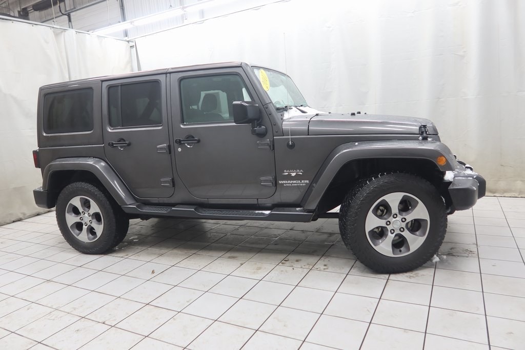 Used 2017 Jeep Wrangler JK Unlimited Sahara 4x4 SUV
