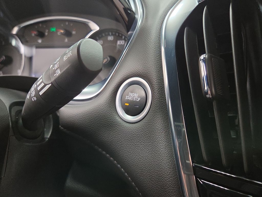 2023 Chevrolet Traverse 1LT - Photo 18