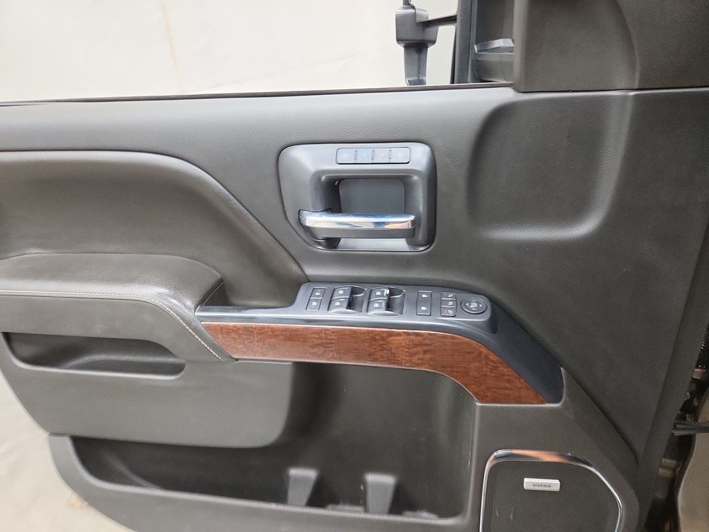 2015 GMC Sierra 2500HD SLT - Photo 16
