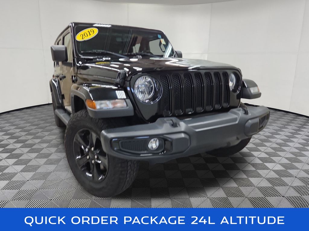 2019 Jeep Wrangler Unlimited Sahara Altitude - Photo 2