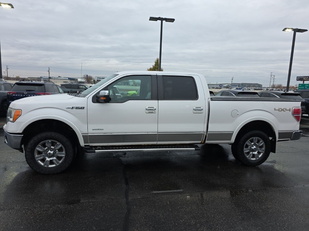 2011 Ford F-150 Lariat photo 2
