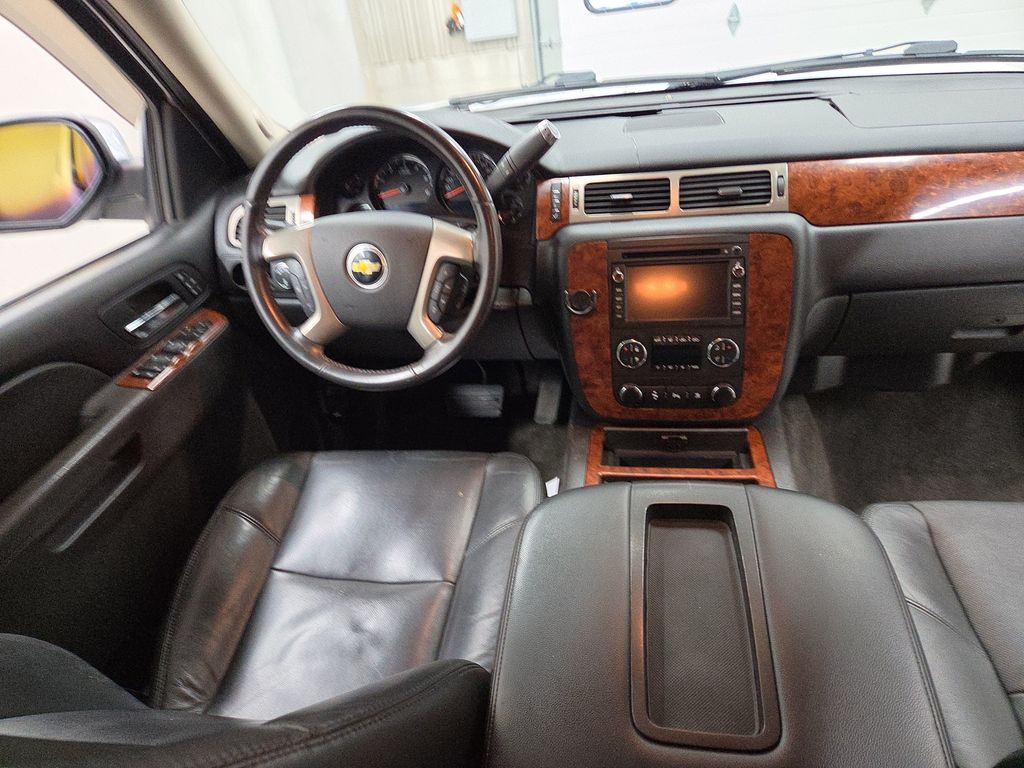 2010 Chevrolet Avalanche LTZ - Photo 13