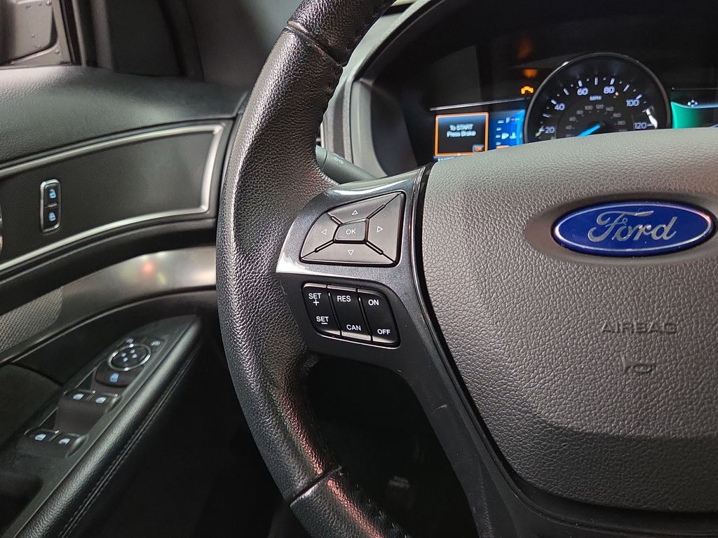 2018 Ford Explorer XLT - Photo 19