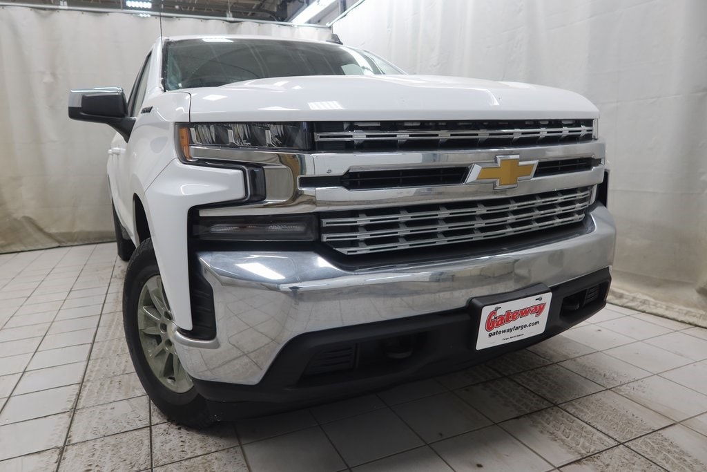 Used 2019 Chevrolet Silverado 1500 LT with VIN 3GCUYDED3KG268665 for sale in Fargo, ND