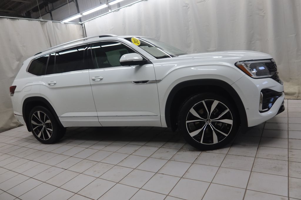 2024 Volkswagen Atlas SEL Premium R-Line