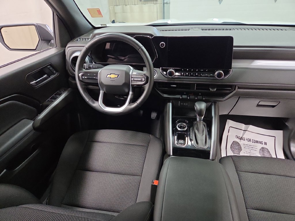 2025 Chevrolet Colorado LT - Photo 12