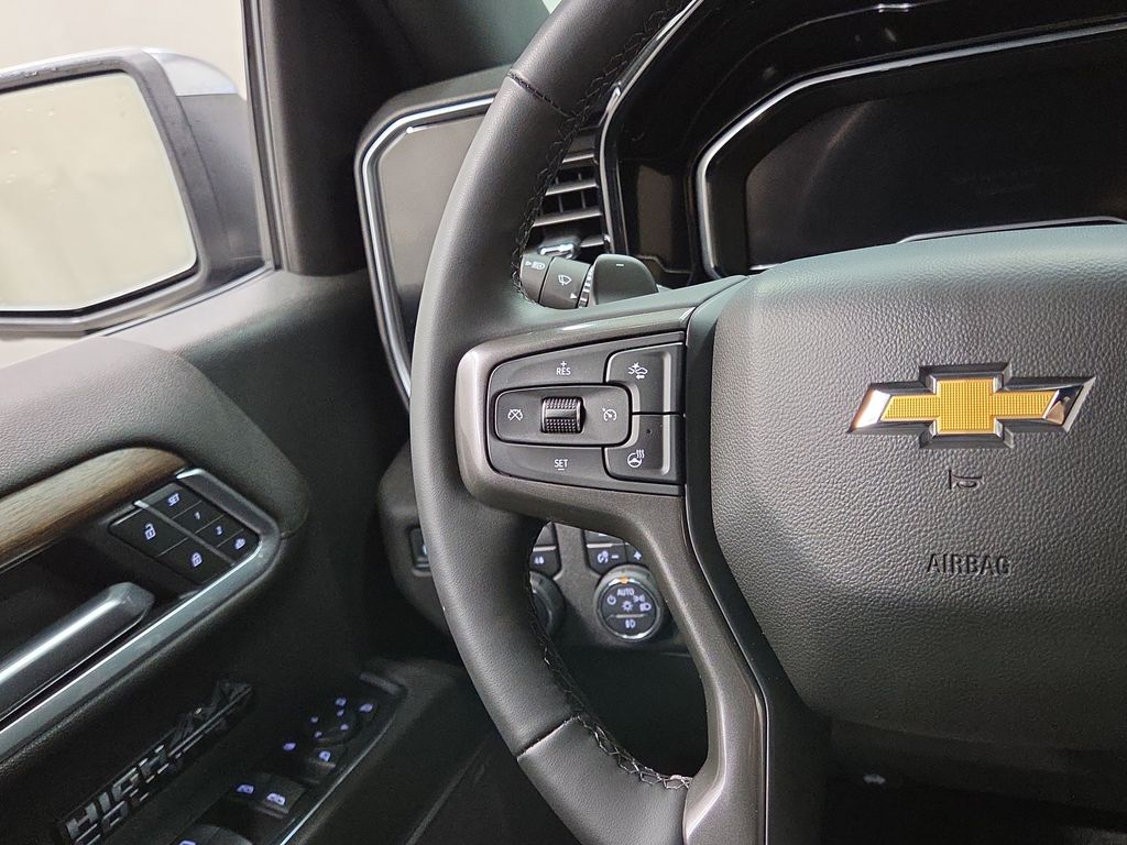 2025 Chevrolet Silverado 1500 High Country - Photo 18