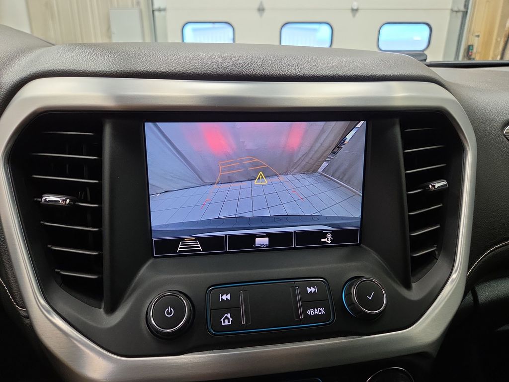 2020 GMC Acadia SLT - Photo 24